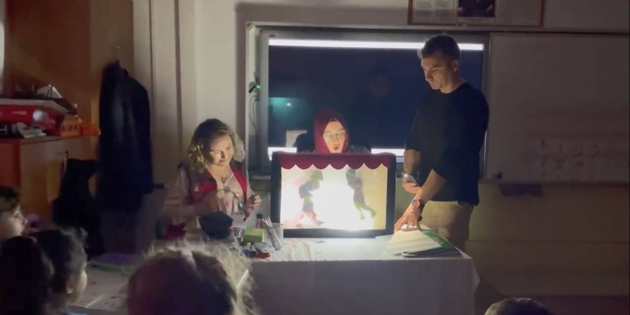 Menteşe’de Sağlıklı Beslenme İçin Hacivat Ve Karagöz Gösterisi Düzenlendi