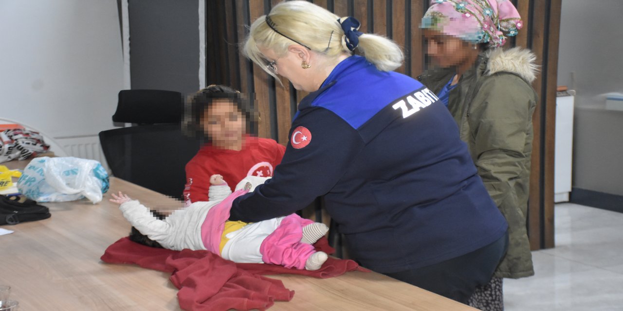 Niğde'de 'dilenci' operasyonu; paralar bebeğin bezinden çıktı