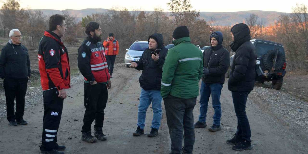 Tavşanlı’da Kayıp Yaşlı Adamı Arama Çalışmaları Sürüyor