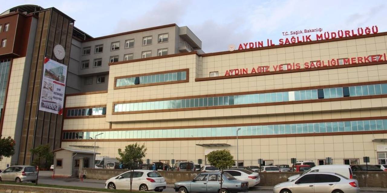 Aydın’da 584 Bin 878 Diş Tedavisi Hizmeti Verildi