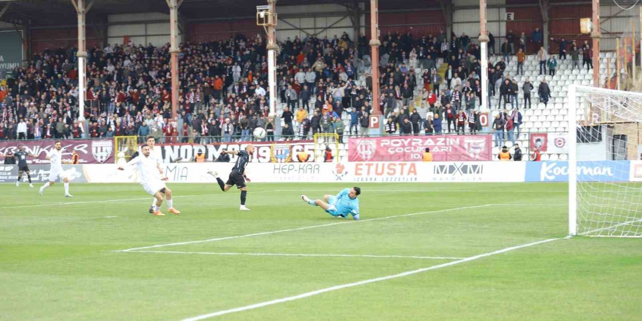 Trendyol 1. Lig: Bandırmaspor: 2 - Manisa Futbol Kulübü: 3