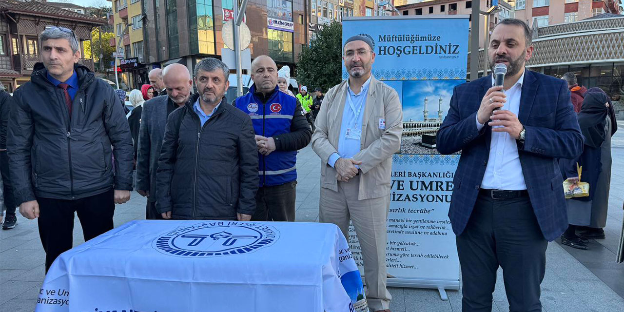 Rize'den Kutsal Topraklara: 150 Umreci Dualarla Uğurlandı