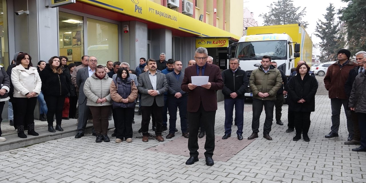 Rize'de 2 PTT çalışanının öldürülmesi, Burdur'da protesto edildi