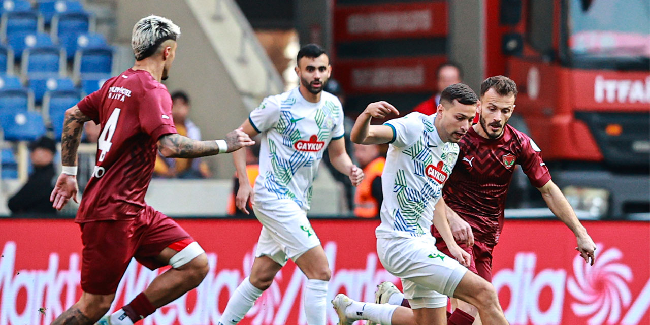 Atakaş Hatayspor: 1 - Çaykur Rizespor: 1 (İlk yarı)