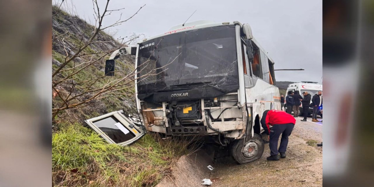 Gönen'de işçi servis midibüsü kaza yaptı: 4'ü ağır, 25 yaralı