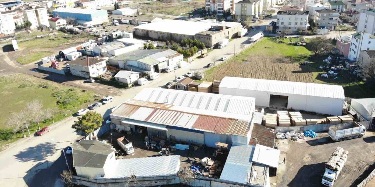 Tuzla’da Kaçak Yapı Mahalle Sakinlerini İsyan Ettirdi