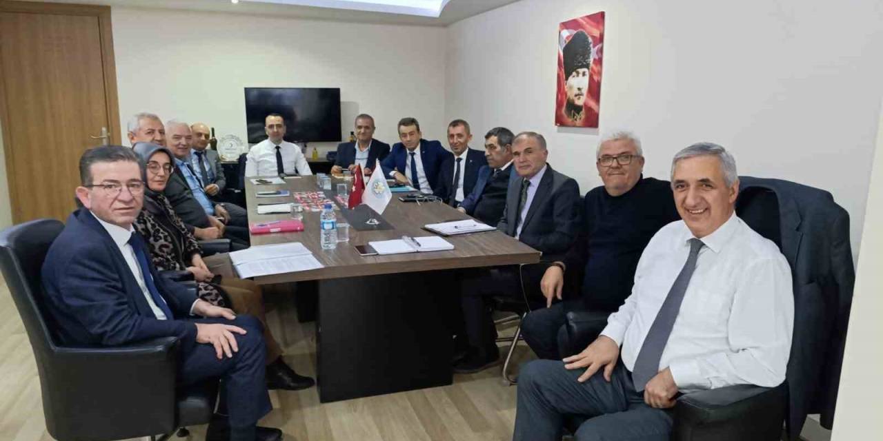 İlçe Şefleri Toplantısı Akhisar’da Yapıldı