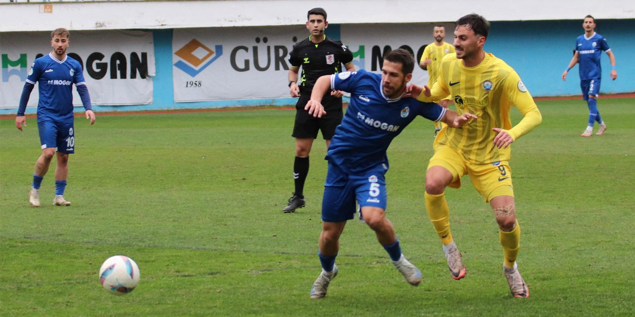 Pazarspor 1-0 öne geçse de lidere diş geçiremedi! 1-3