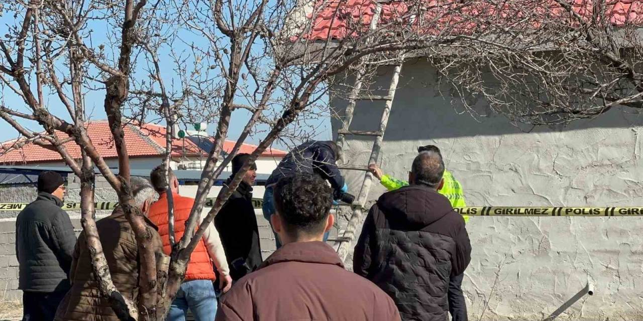 Yayla Evinde Çıkan Yangında Hayatını Kaybetti