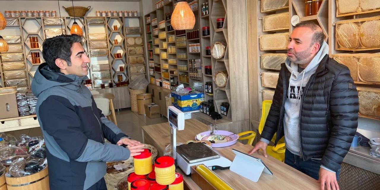 Sarıkamış Kaymakamı Enis Aslantatar Esnafla Buluştu