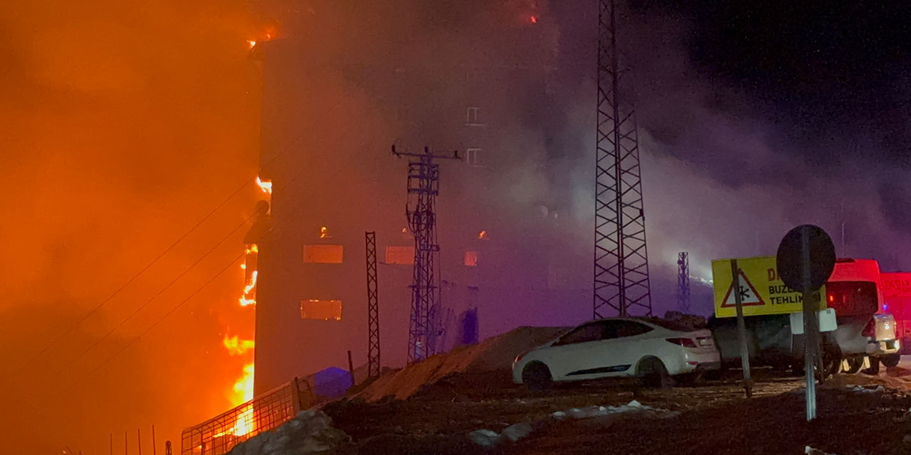 Kartalkaya’da otel yangını: Ölü ve yaralılar var