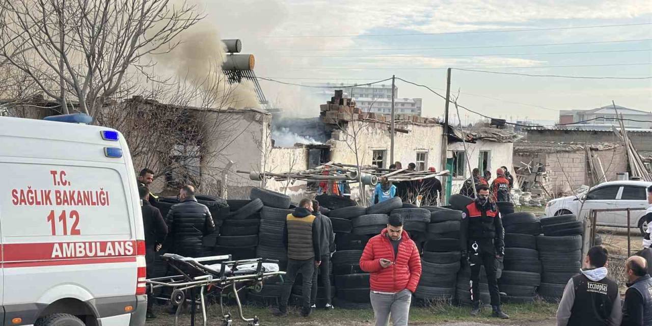Aksaray’da 3 Yaşındaki Çocuk Yangında Hayatını Kaybetti