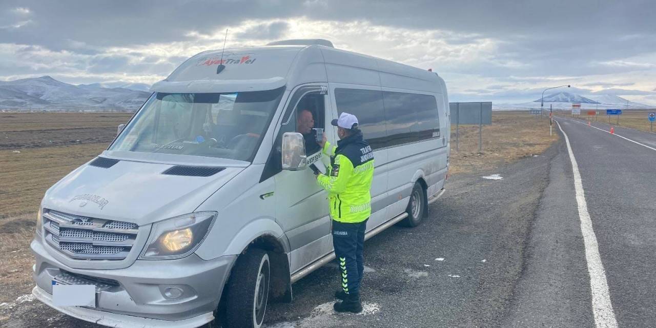 Kars’ta Jandarmadan Şok Güvenlik Uygulamaları