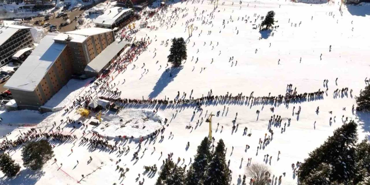 Uludağ’da Adım Atacak Yer Kalmadı