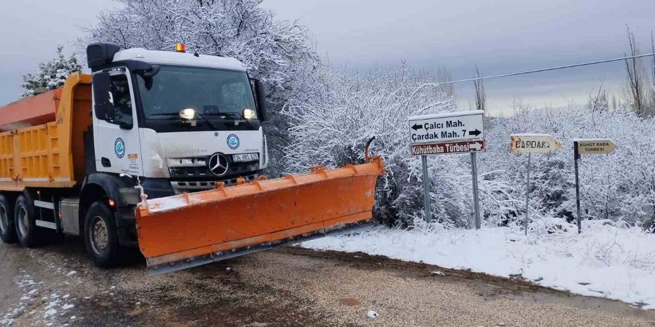 Eskişehir Büyükşehir Belediyesi’nden Kar Mesaisi