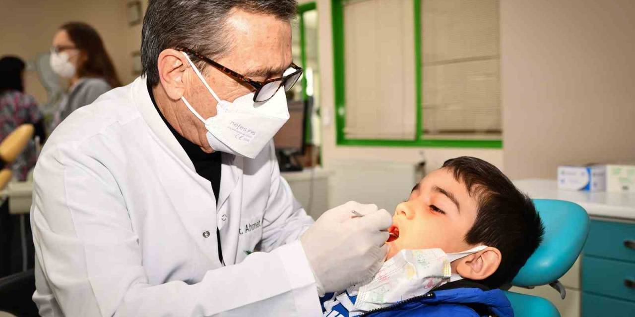 Tepebaşı’nda Çocuklar Geleceğe Sağlıkla Gülümsüyor