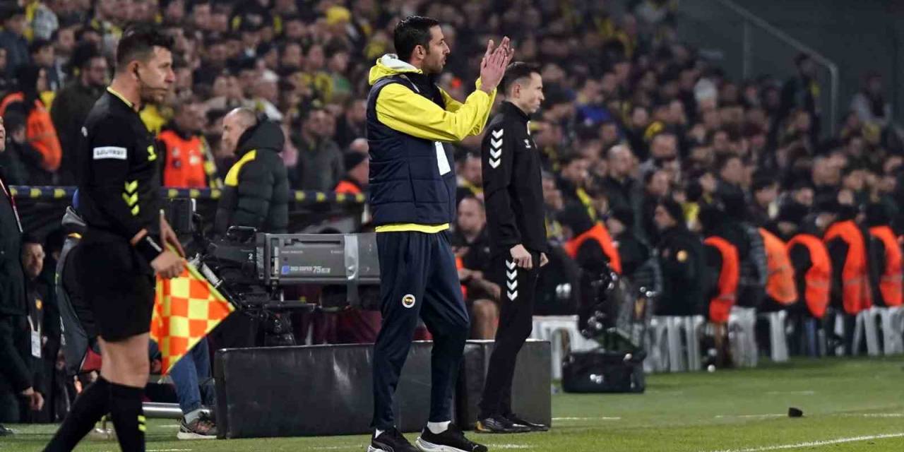 Trendyol Süper Lig: Fenerbahçe: 0 - Göztepe: 1 (İlk Yarı)