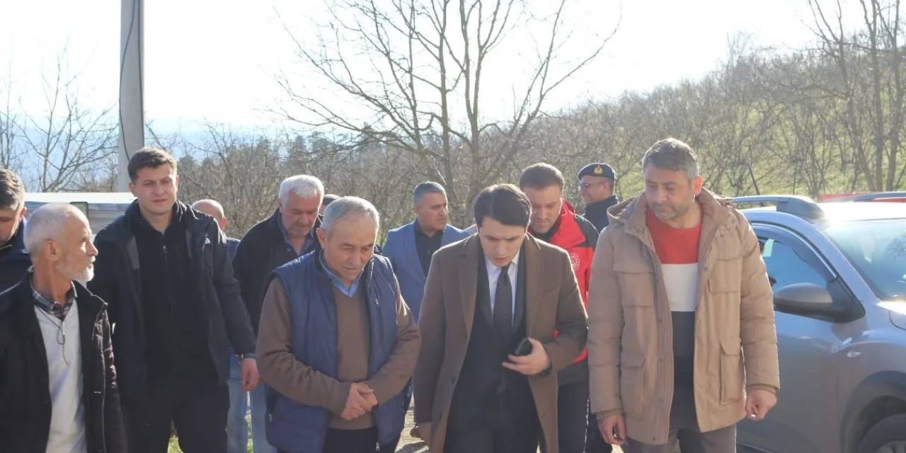 Kaymakam Demirkol Yangın Yerinde İncelemede Bulundu