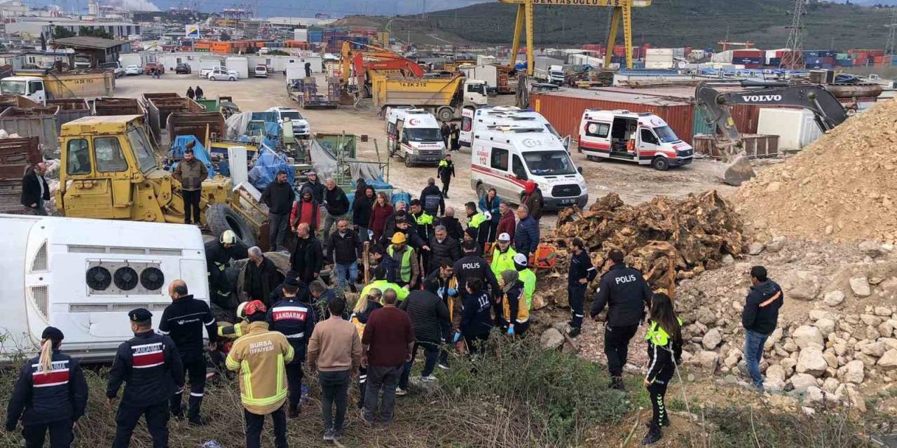 9 Kişinin Yaralandığı Kazada Tır Şoförü Gözaltına Alındı