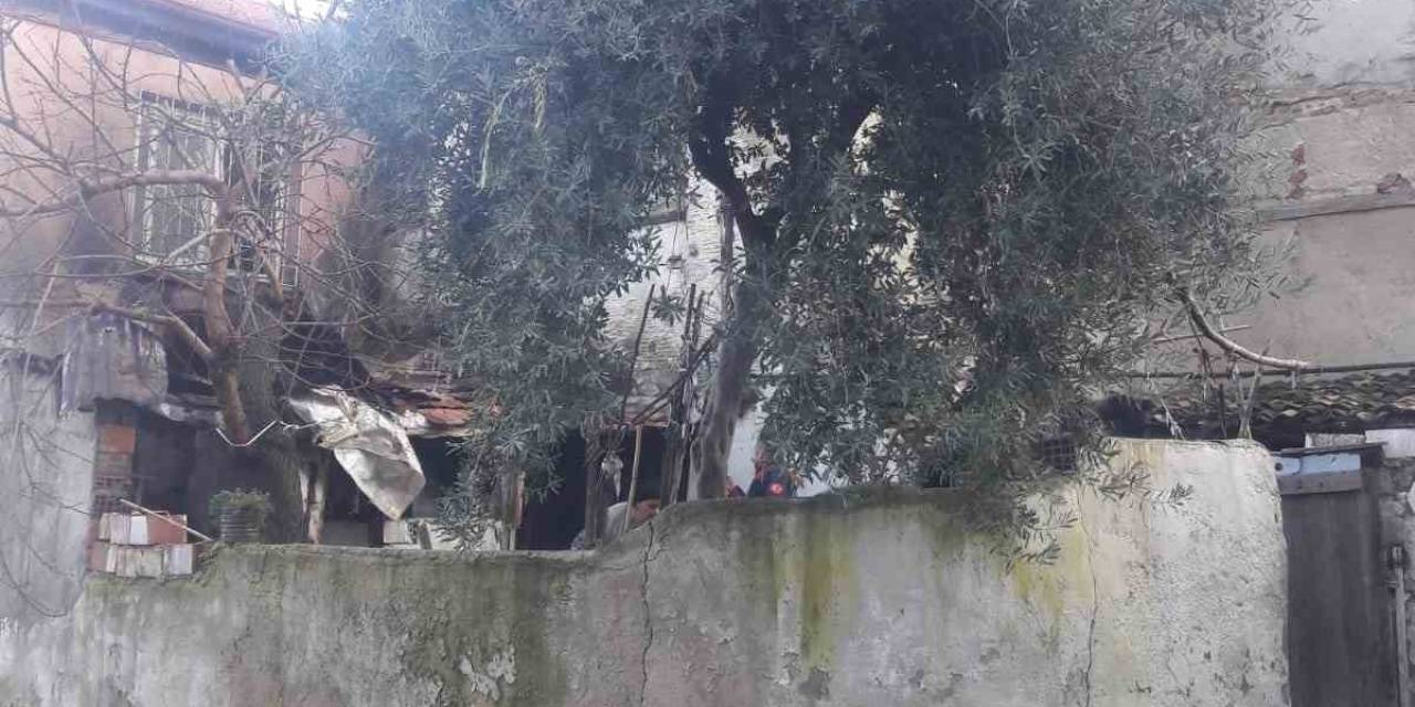 Müstakil Evde Çıkan Yangın Korkuttu