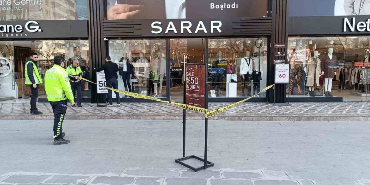 Batman’da Feci Olay: İş Merkezinin 7’nci Katından Düşen Genç Kız Hayatını Kaybetti