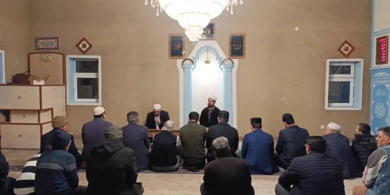 Sabah Namazında Vatandaşlara Halise İkram Edildi