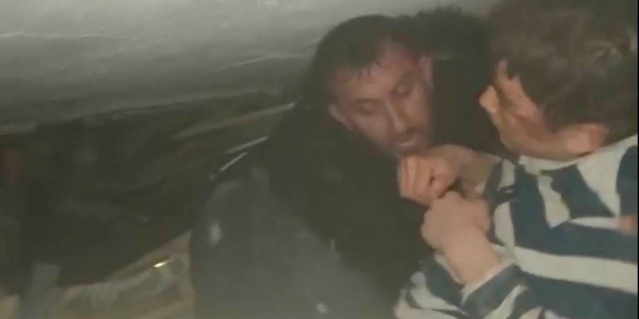 İtfaiyeci Baba Enkaz Altındaki Oğluna "Sen Bekle" Dedi, Önce Başkalarını Kurtardı