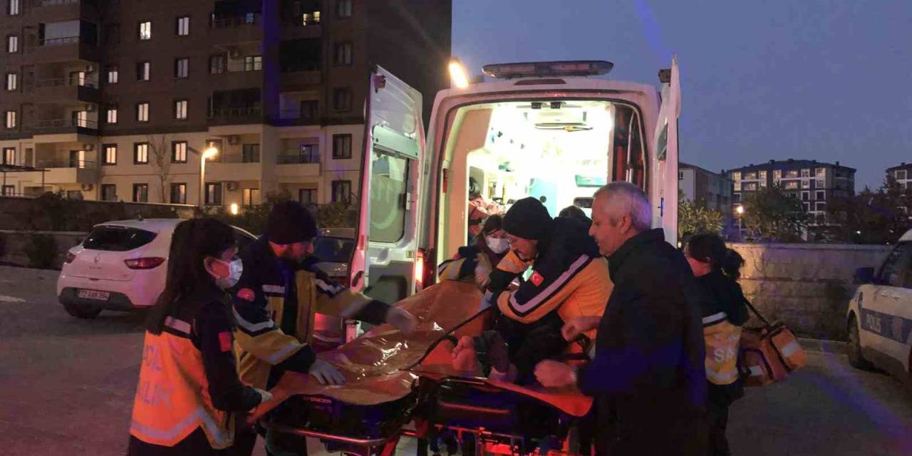 Çorlu’da Korkunç Olay: 13 Yaşındaki Kız Hayatını Kaybetti, Baba İse Bilekleri Kesilmiş Halde Bulundu