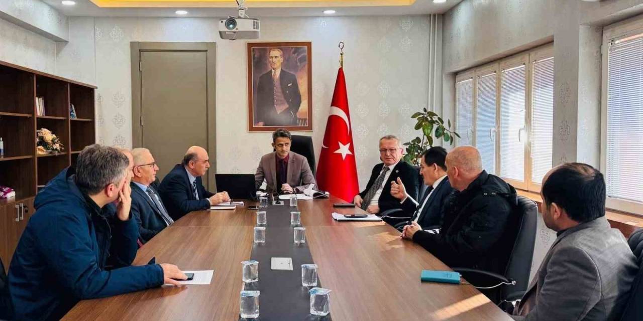 Çaycuma’da Sokak Hayvanları İçin Toplantı Düzenlendi