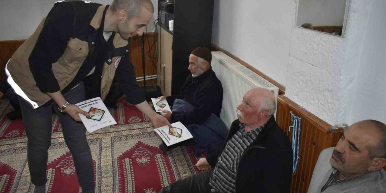 Bayburt’ta Üreticiler Süt Hijyeni Ve Süt Sığırcılığında Sağım Hijyeni Konularında Bilgilendirildi