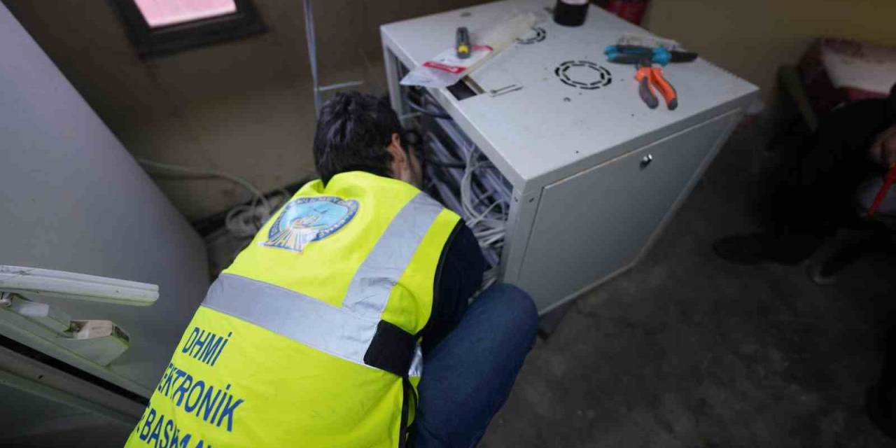 Ulaştırma Ve Altyapı Bakanlığı Şam Havalimanı’nı Yenileme Çalışmalarına Başladı