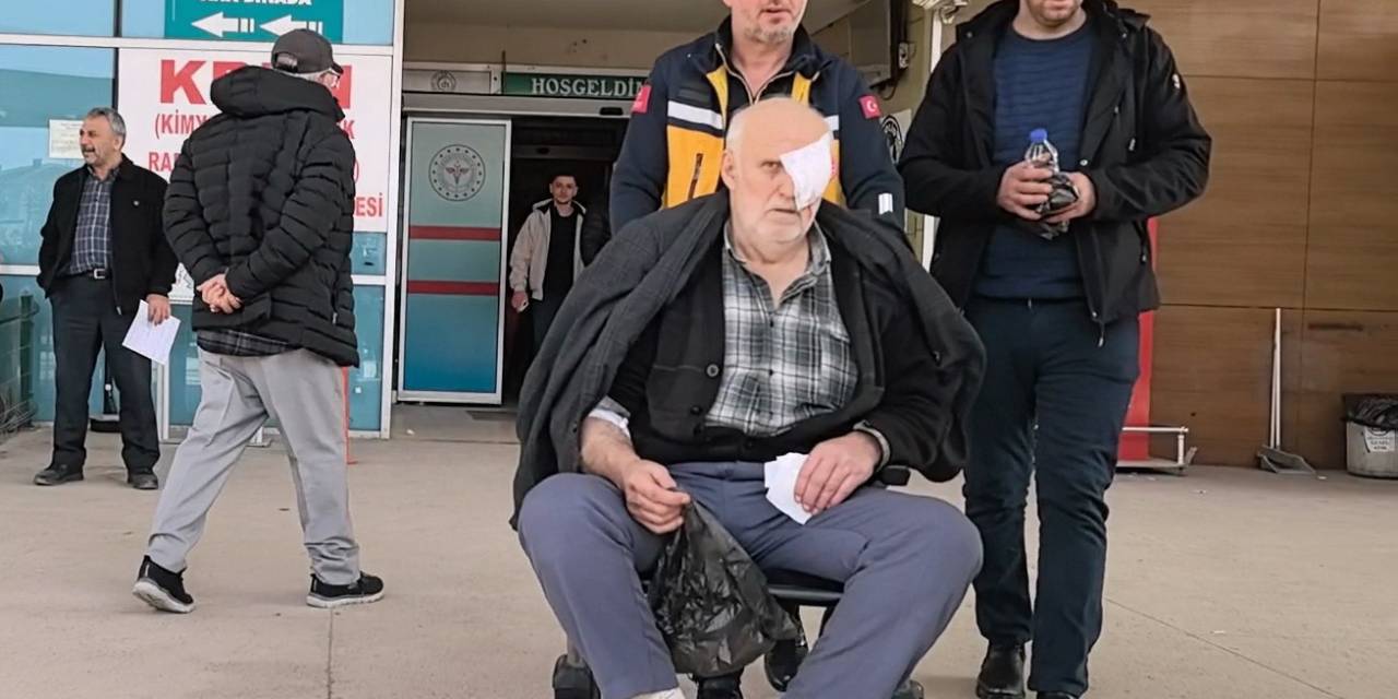 Boya Tüpü Patladı Yaşlı Adam Gözünden Yaralandı