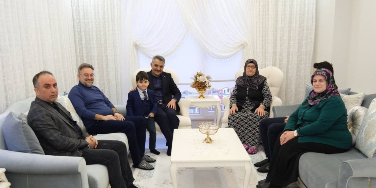 Şehit Ve Gazi Aileleri İle Protokol Üyeleri İftarda Bir Araya Geldi