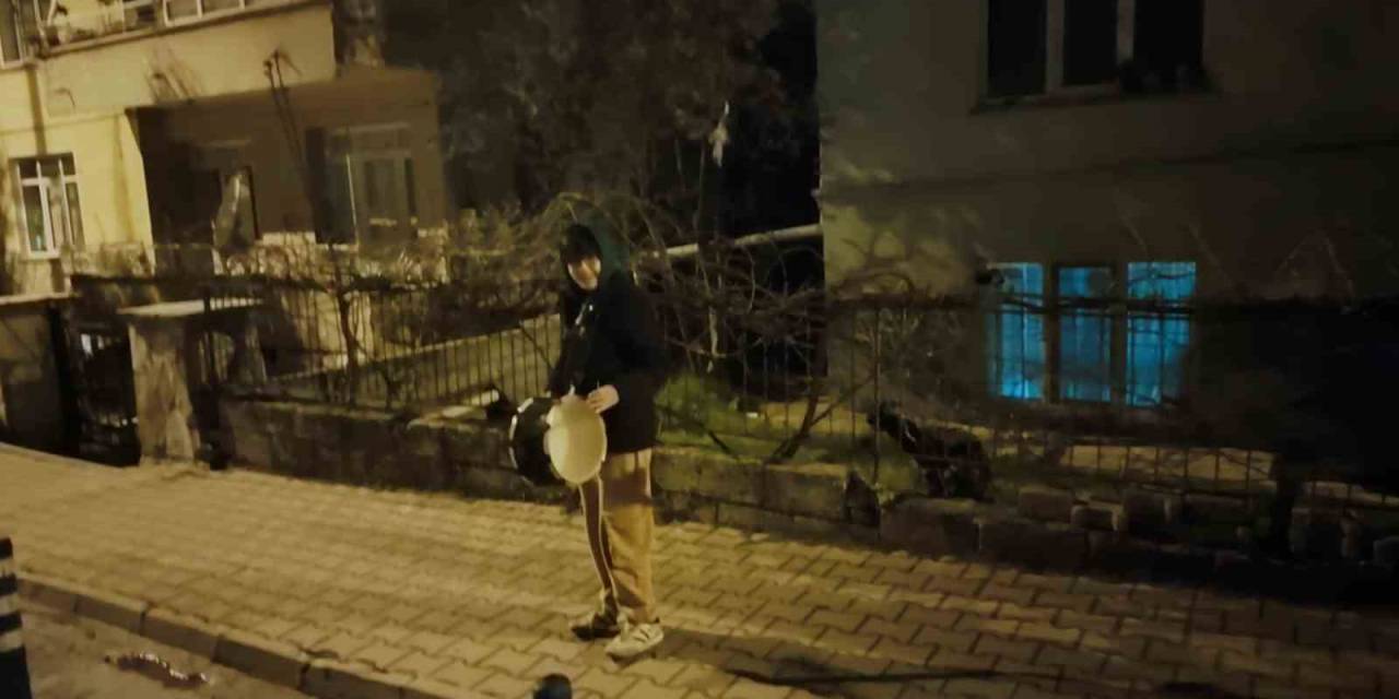 12 Yaşındaki Mustafa Harçlıklarıyla Davul Aldı, Muğla’yı Ramazan Geleneğine Kavuşturdu