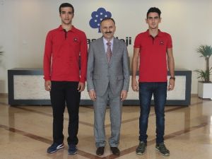 İhlas Koleji Kürekçileri, Şampiyonluğa Kürek Çekti