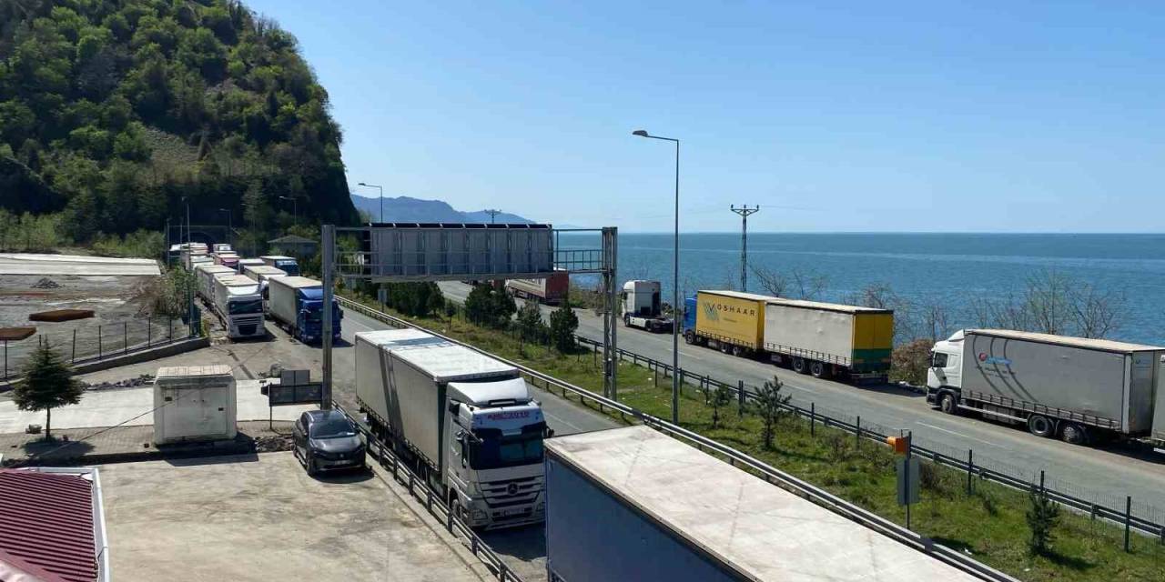 Artvin’de Tırcılar Bayramı Sırada Geçirdi