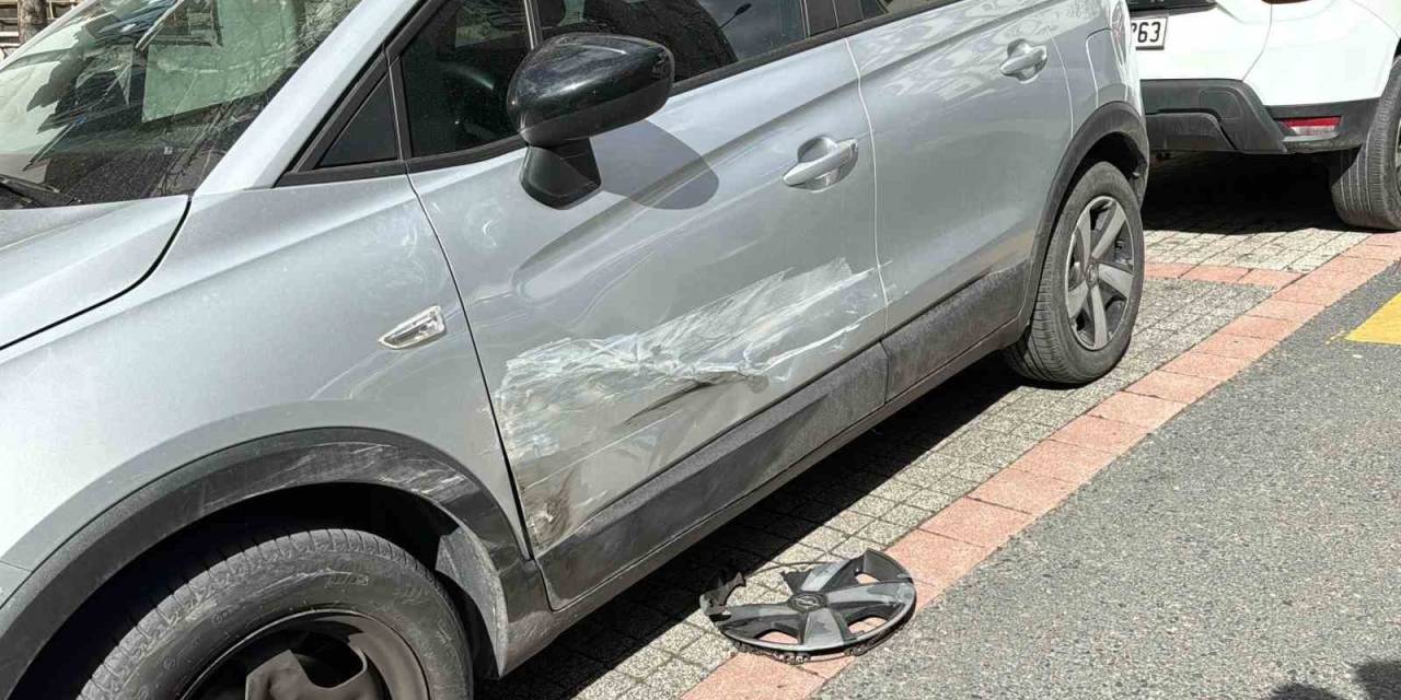 Kağıthane’de Otomobilin Çarptığı Kadının Bacağı Koptu