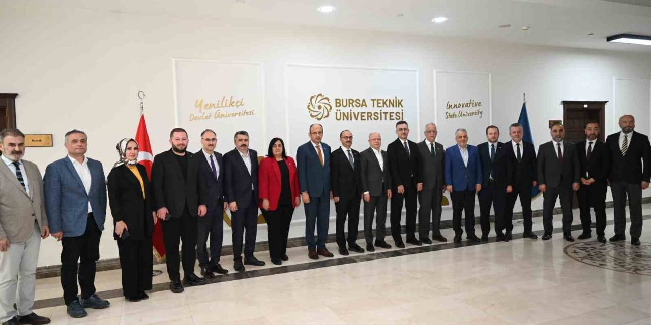 Uzay Ve Savunma Alanındaki Genç Projelere Ak Parti’den Yakın Takip