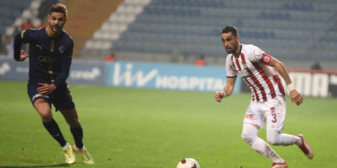Kasımpaşa - Sivasspor Maçının Var’ı Jeroen Manschot