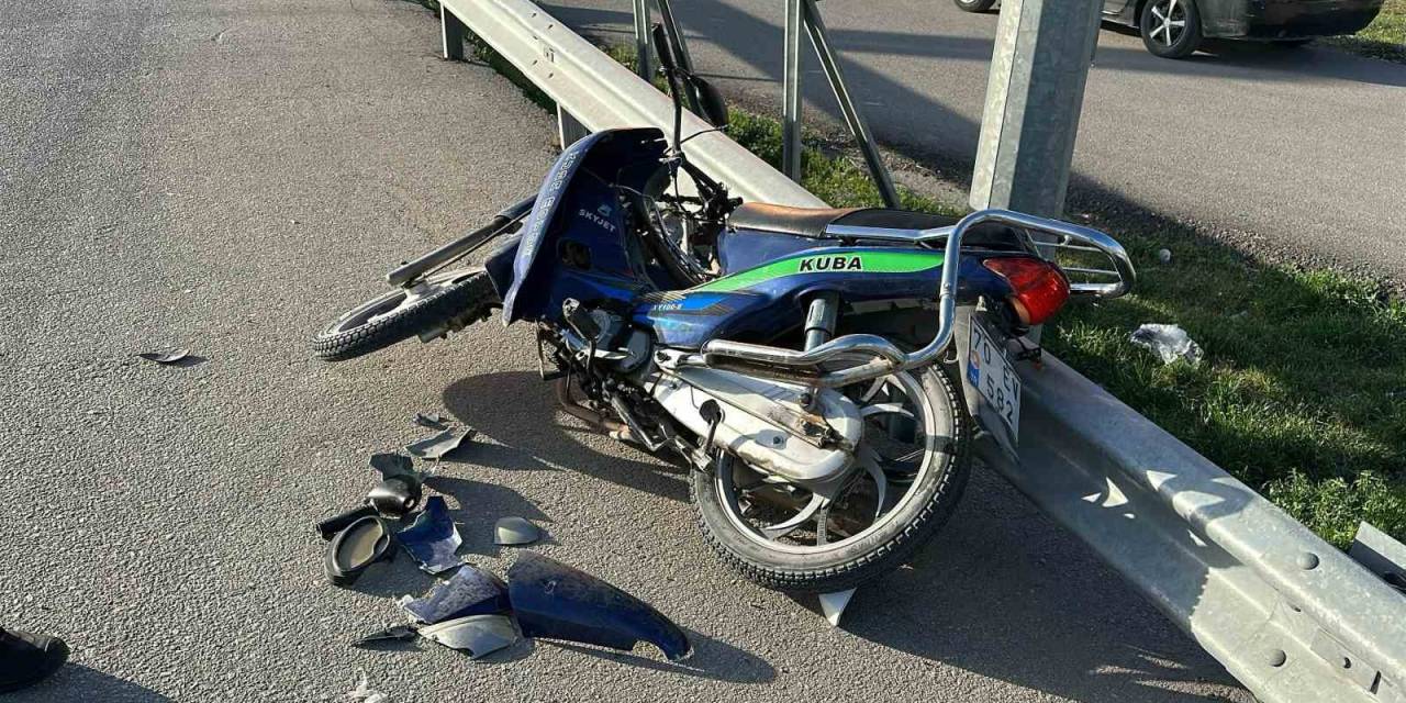 Karaman’da Motosiklet Otomobille Çarpıştı: 2 Yaralı