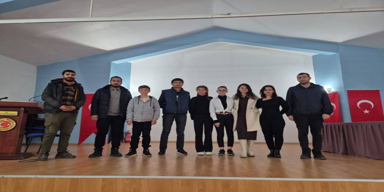 Dicle Karagömü Ortaokulu Öğrencisinin Başarısı Okulunu Gururlandırdı