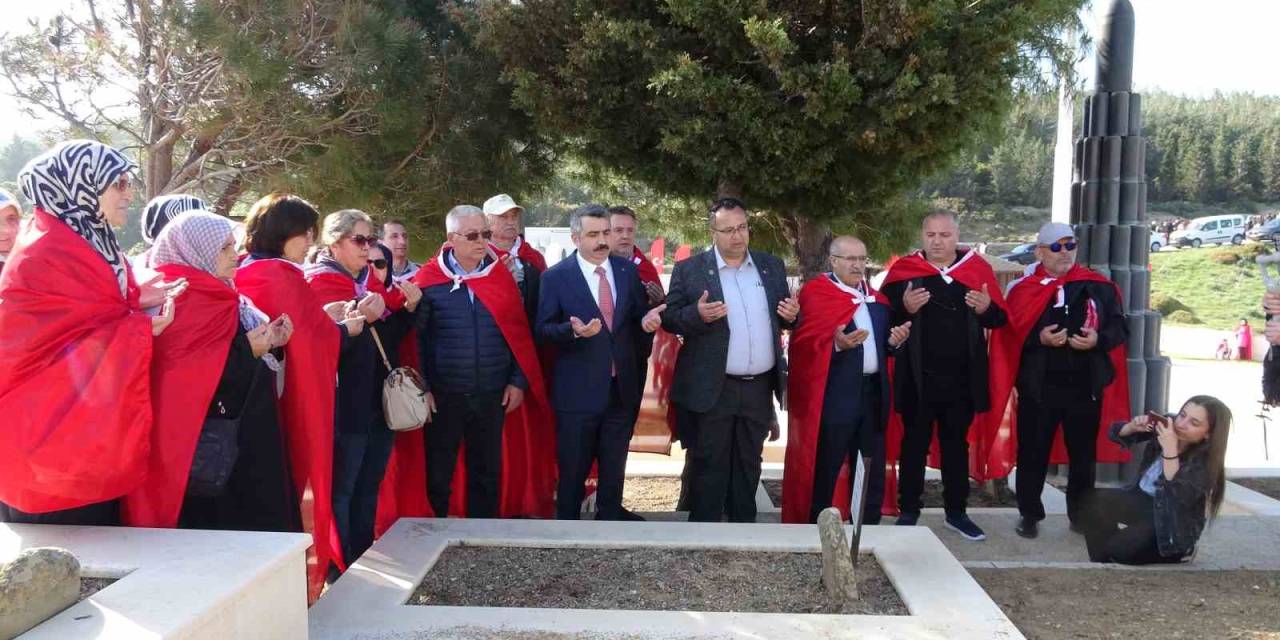 Bursalılardan Şehit Ecdada Vefa