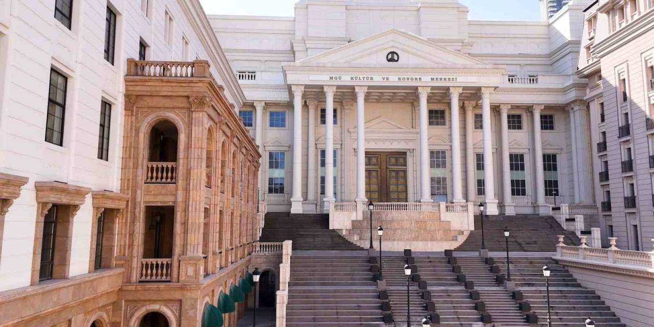 Ankara’da Avrupa Esintili Kampüs Görenleri Hayrete Düşürüyor