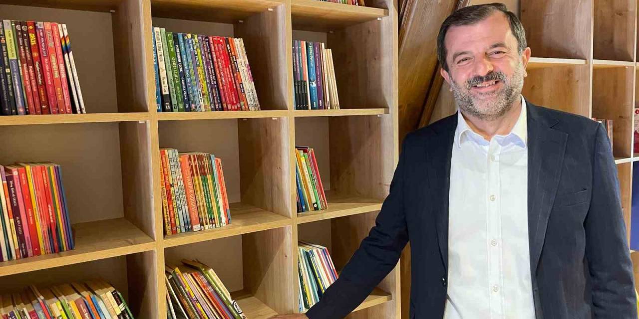 Gürsu’daki Kitap Bağışına Destekler Yapıldı