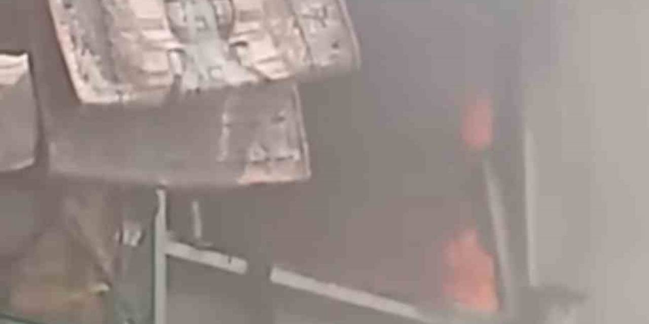 2 Katlı Bina Alevlere Teslim Oldu