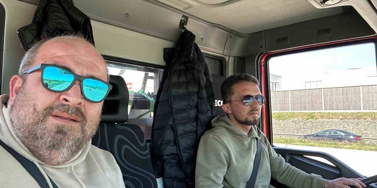 Gurbetçilerden Türkeli’ye İtfaiye Aracı