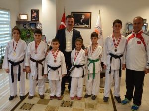 Dojo Karate Kulübü Bursa’yı Salladı
