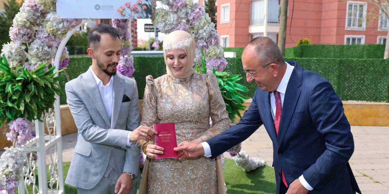 Nikah Salounlarında "05.05.2025" Yoğunluğu