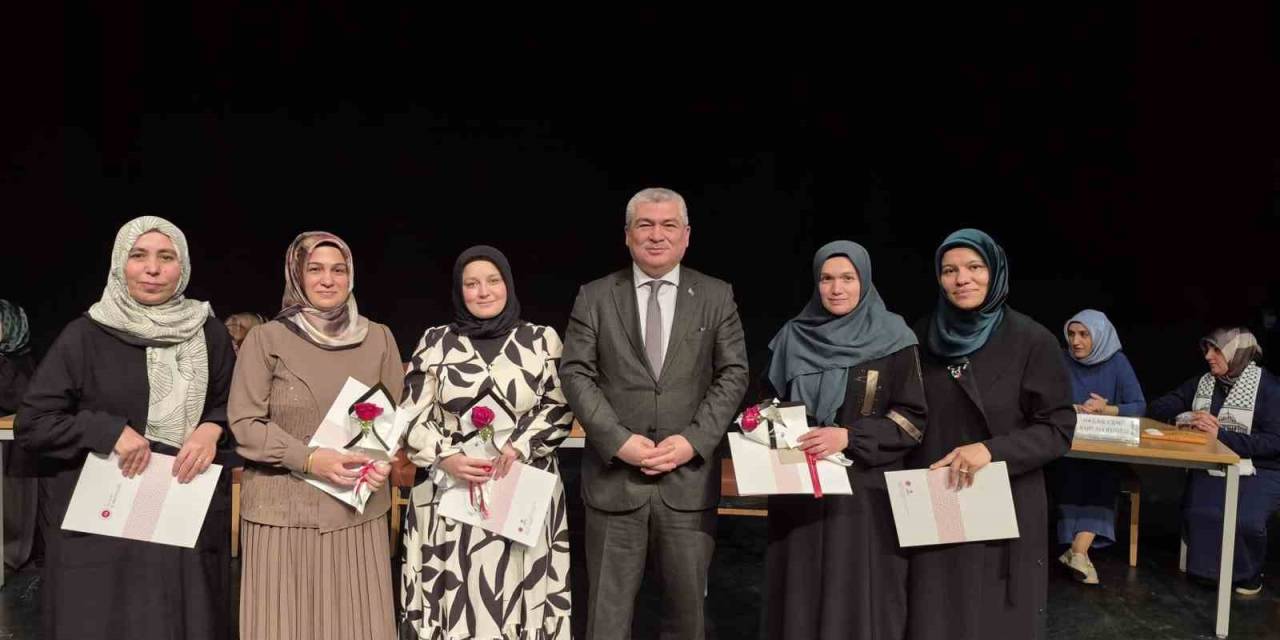Yetişkin Kur’an Kursu Öğrencileri Bilgilerini Yarıştırdı