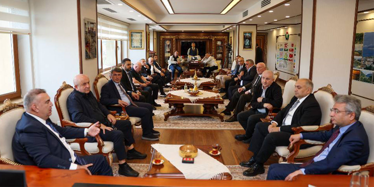 Rize ve Batum Arasında İş Birliği Köprüleri Güçleniyor